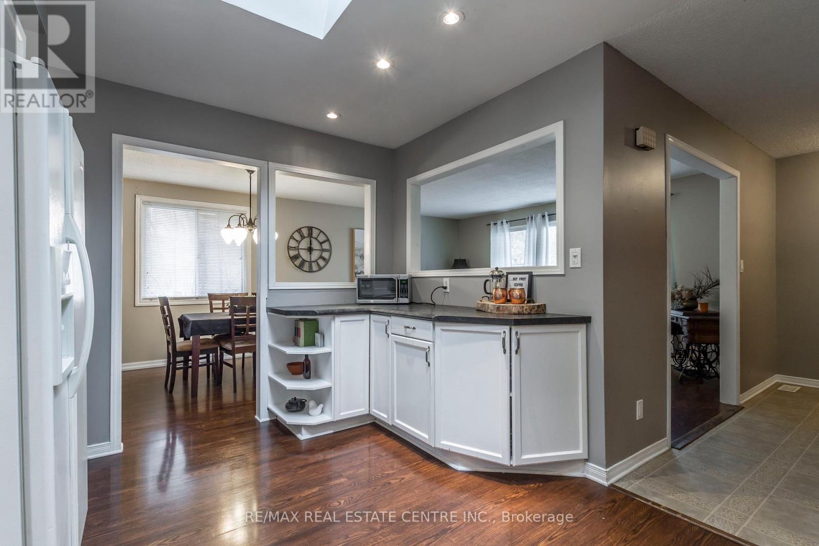 34 Milton Heights Crescent, Milton (mn Milton North), Ontario