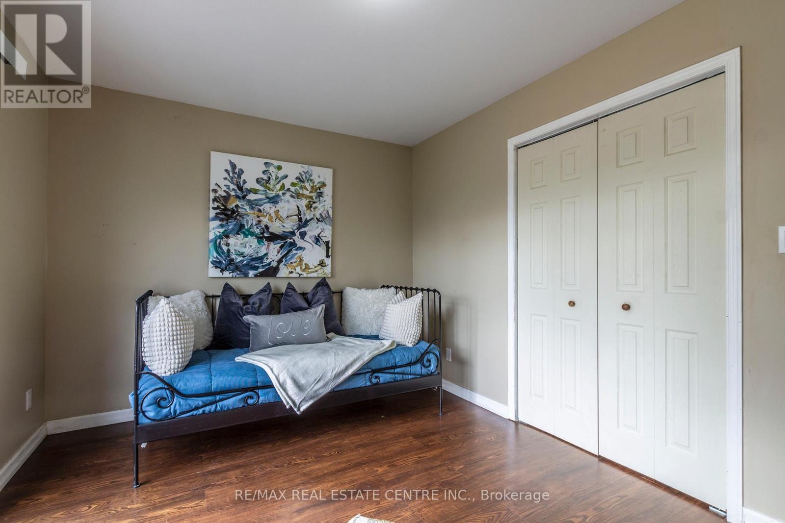 34 Milton Heights Crescent, Milton (mn Milton North), Ontario