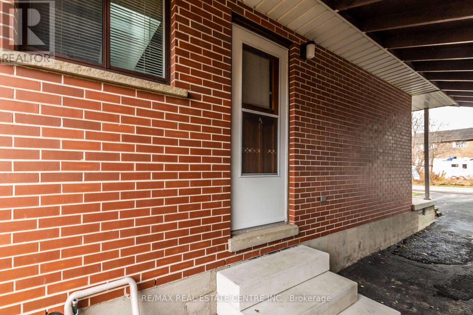 34 Milton Heights Crescent, Milton (mn Milton North), Ontario