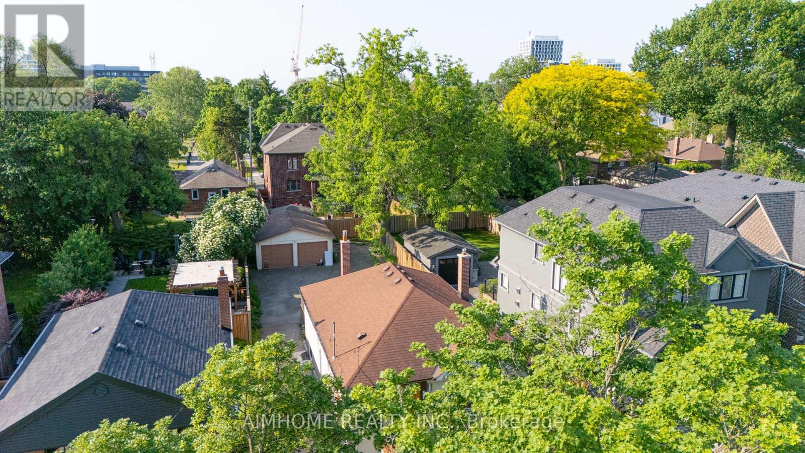 97 Edgecroft Road, Toronto (stonegate-queensway), Ontario