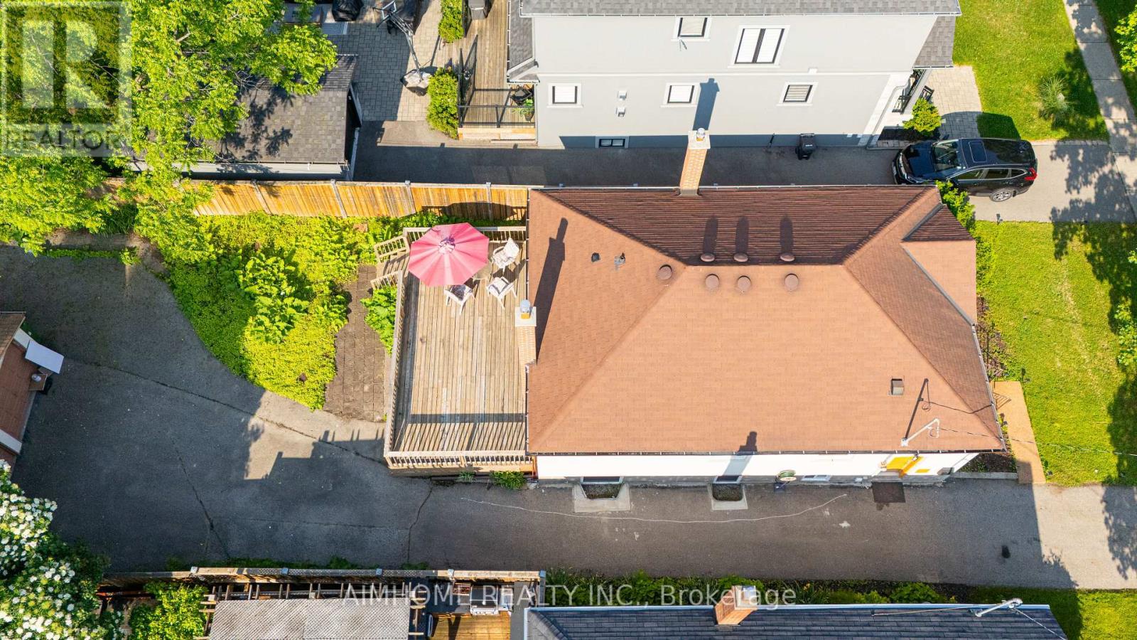 97 Edgecroft Road, Toronto (stonegate-queensway), Ontario