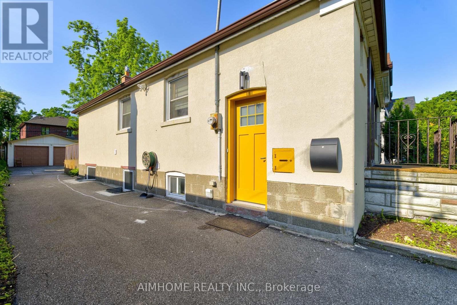 97 Edgecroft Road, Toronto (stonegate-queensway), Ontario