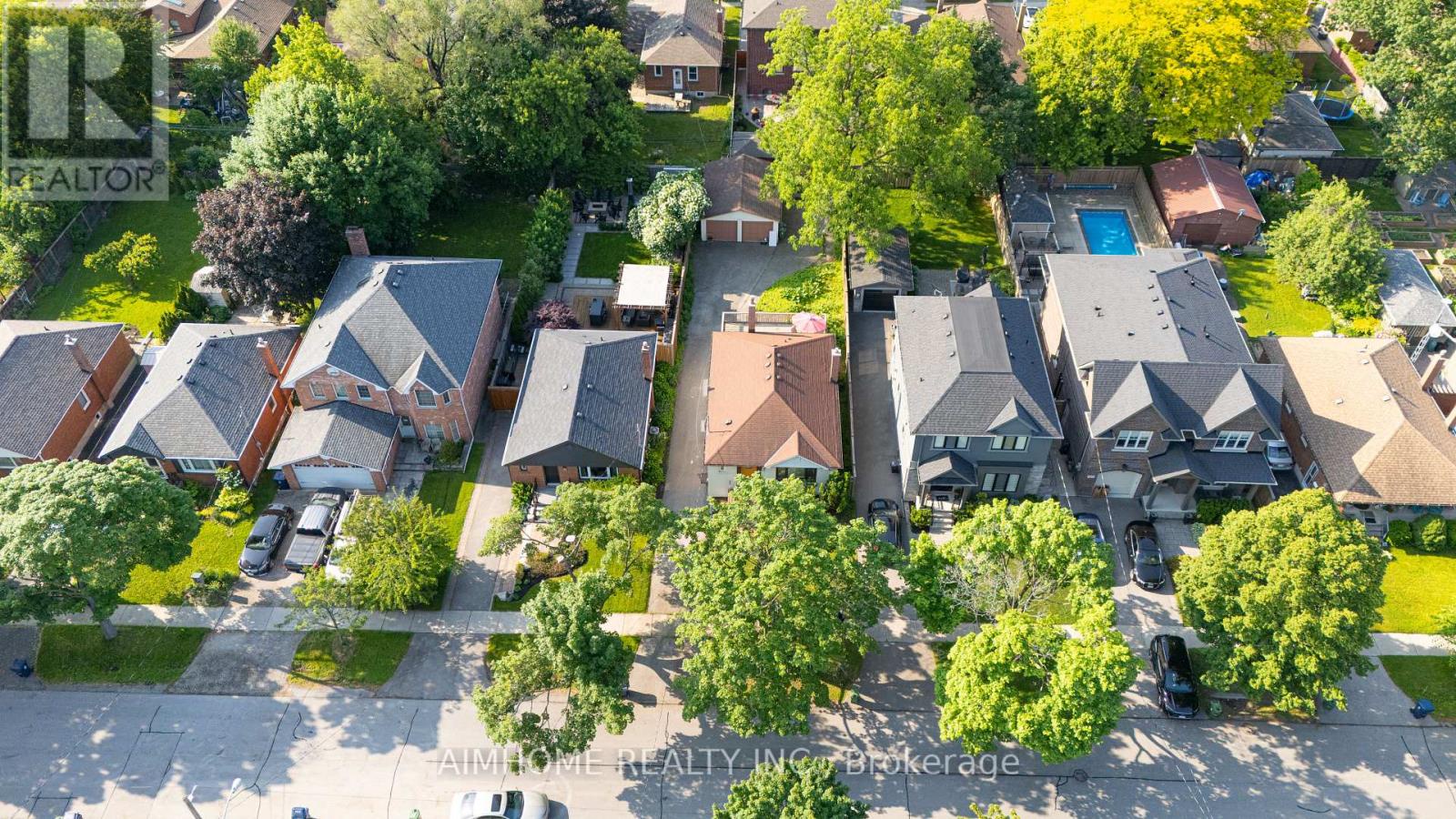 97 Edgecroft Road, Toronto (stonegate-queensway), Ontario