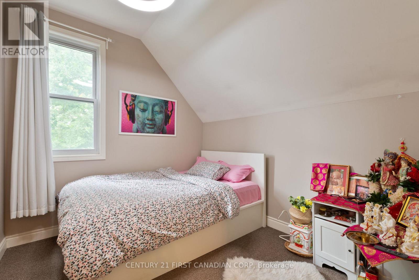 41 South Edgeware Road, St. Thomas, Ontario