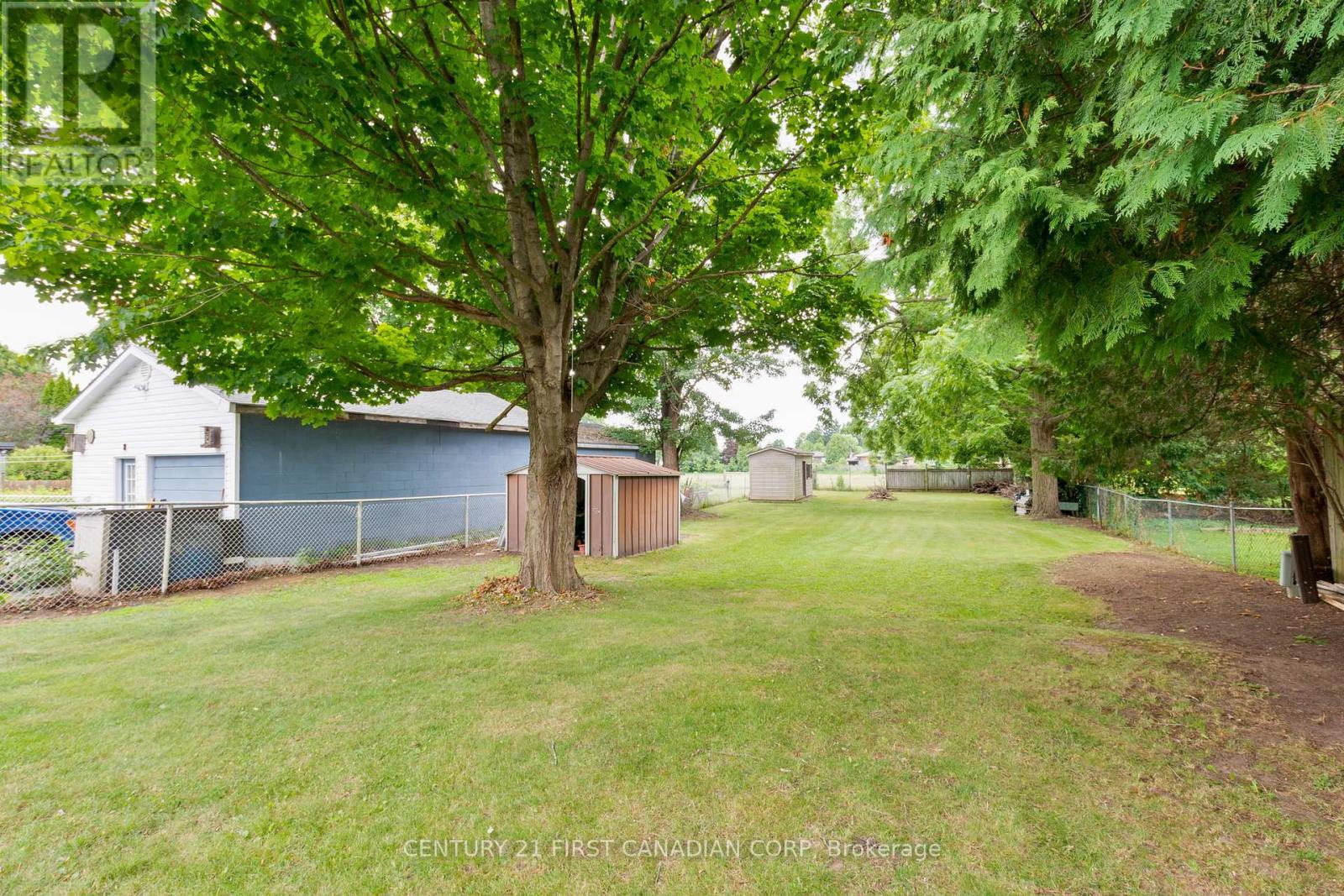 41 South Edgeware Road, St. Thomas, Ontario