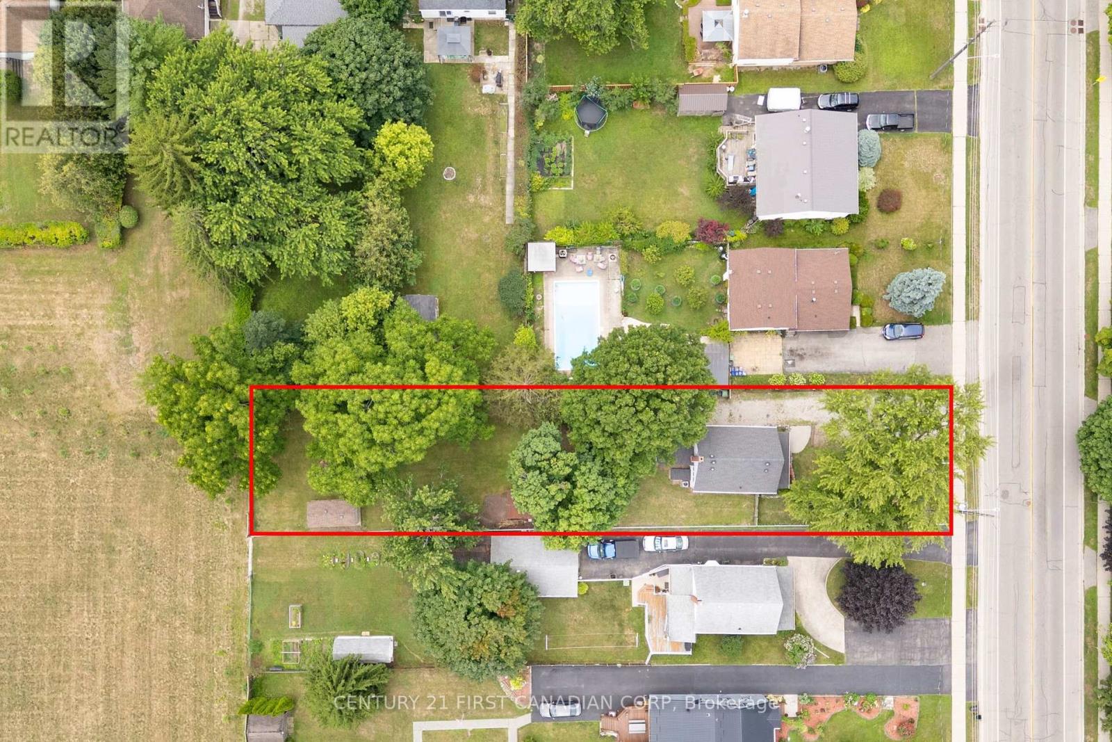 41 South Edgeware Road, St. Thomas, Ontario