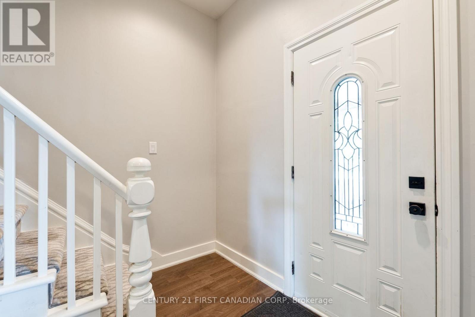 41 South Edgeware Road, St. Thomas, Ontario