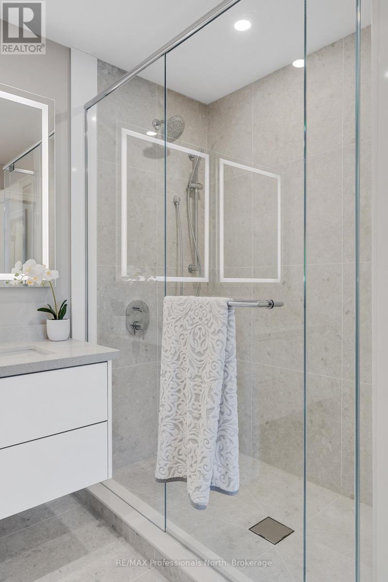 301 - 32 Brunel Road, Huntsville (chaffey), Ontario