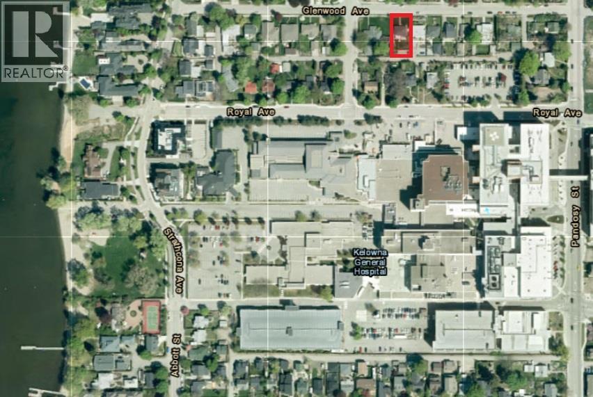 425 Glenwood Avenue, Kelowna, British Columbia