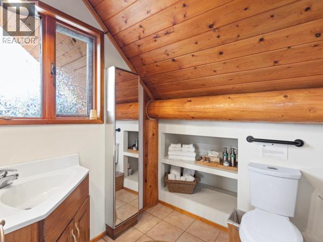 103084 Alaska Highway, Haines Junction, Yukon