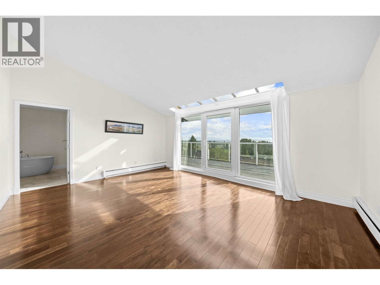 163 Woodland Drive, Tsawwassen, British Columbia