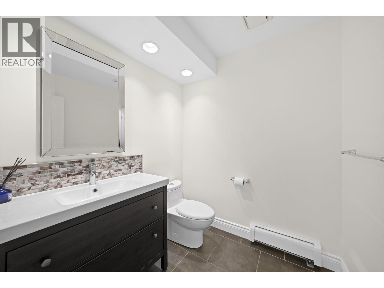 163 Woodland Drive, Tsawwassen, British Columbia