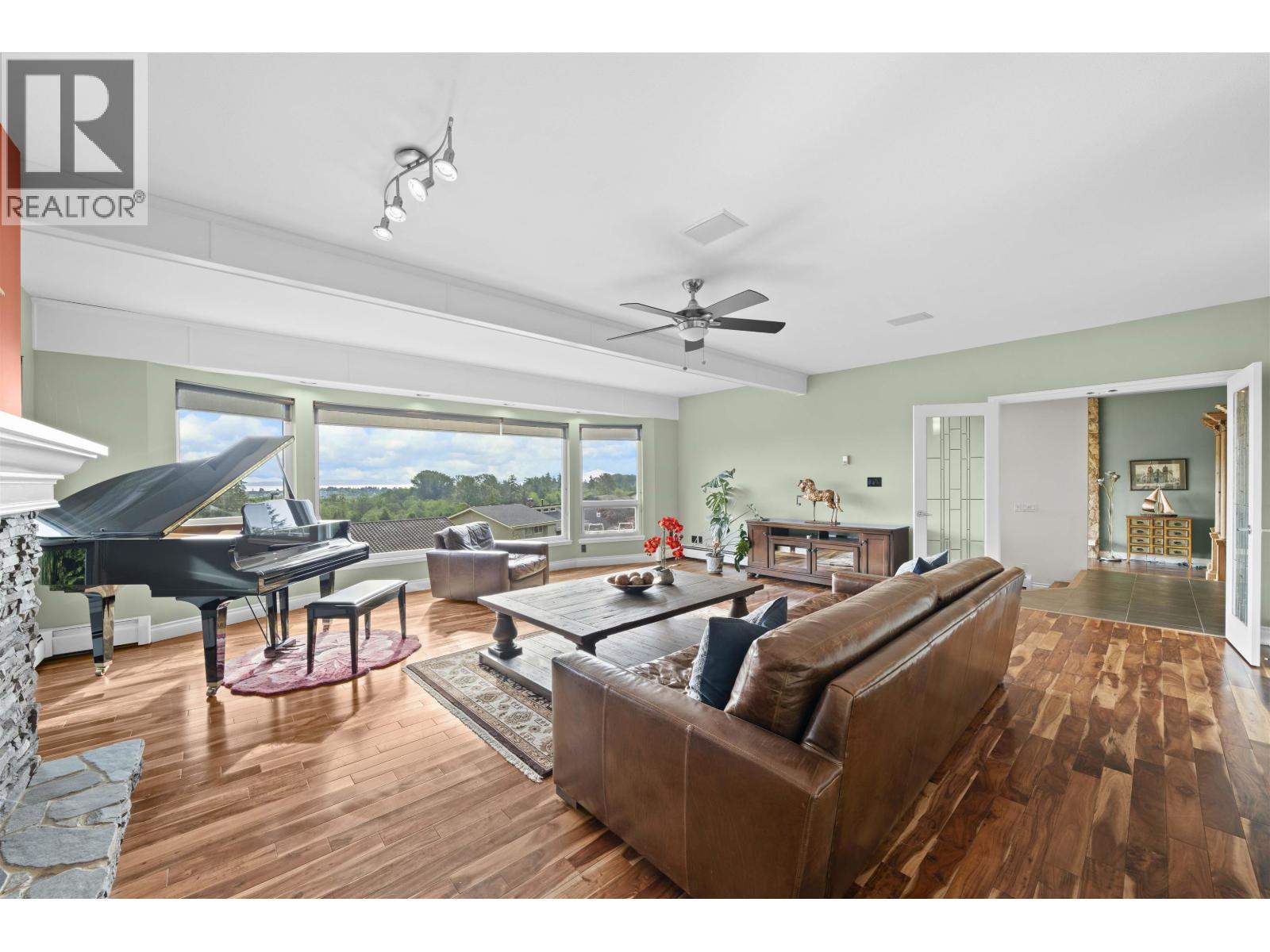 163 Woodland Drive, Tsawwassen, British Columbia