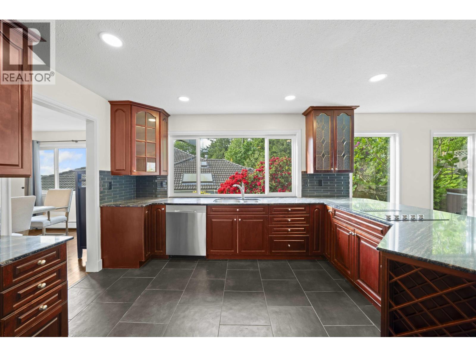 163 Woodland Drive, Tsawwassen, British Columbia