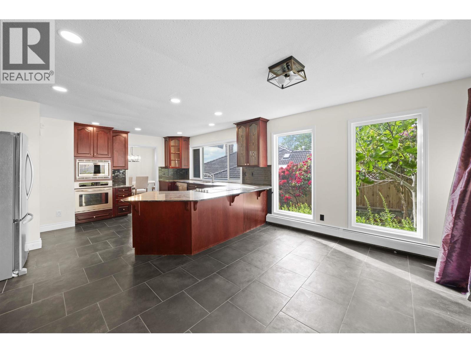 163 Woodland Drive, Tsawwassen, British Columbia