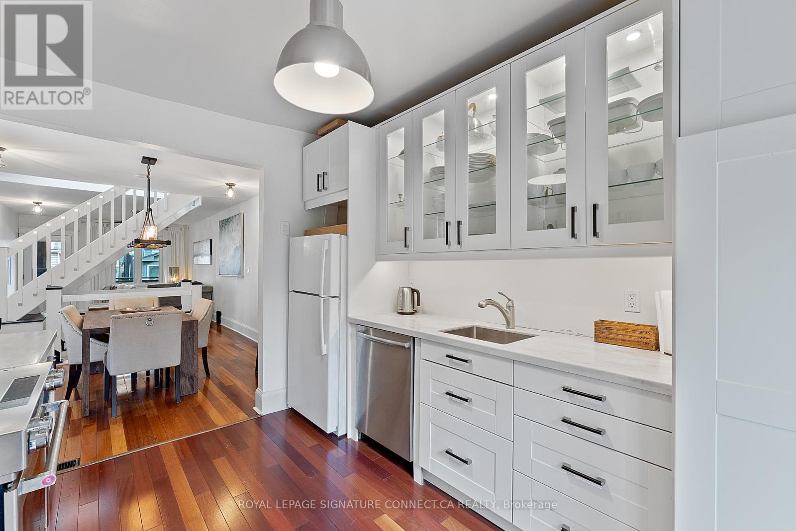 7 Norway Avenue, Toronto (the Beaches), Ontario