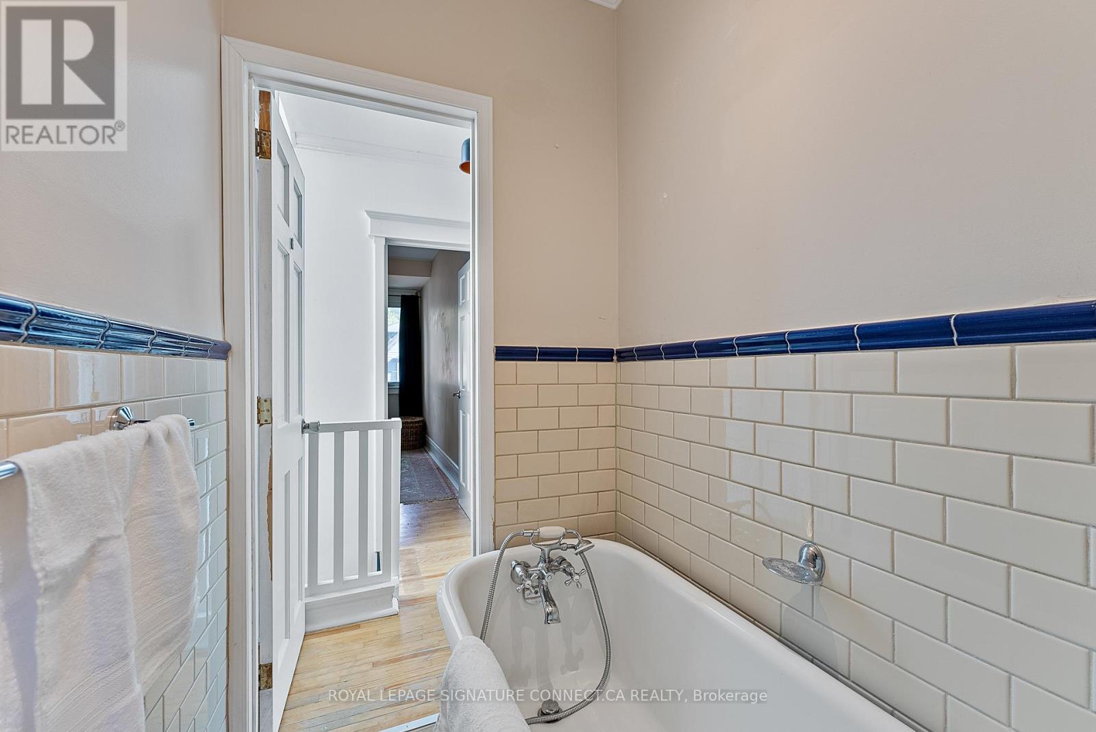 7 Norway Avenue, Toronto (the Beaches), Ontario