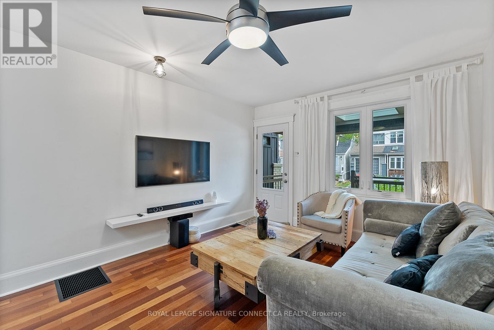 7 Norway Avenue, Toronto (the Beaches), Ontario