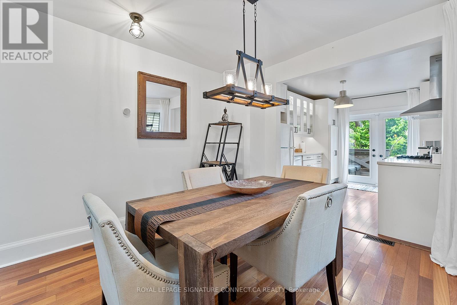 7 Norway Avenue, Toronto (the Beaches), Ontario