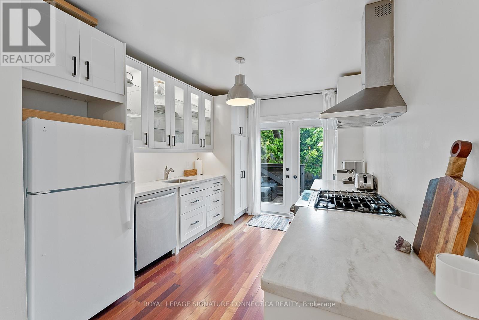 7 Norway Avenue, Toronto (the Beaches), Ontario