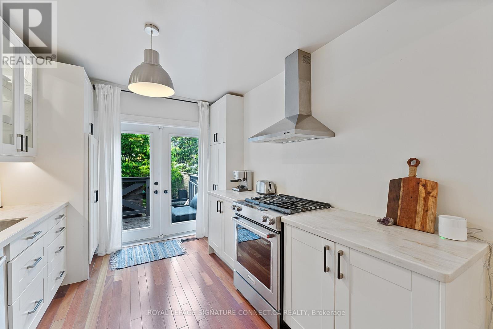 7 Norway Avenue, Toronto (the Beaches), Ontario