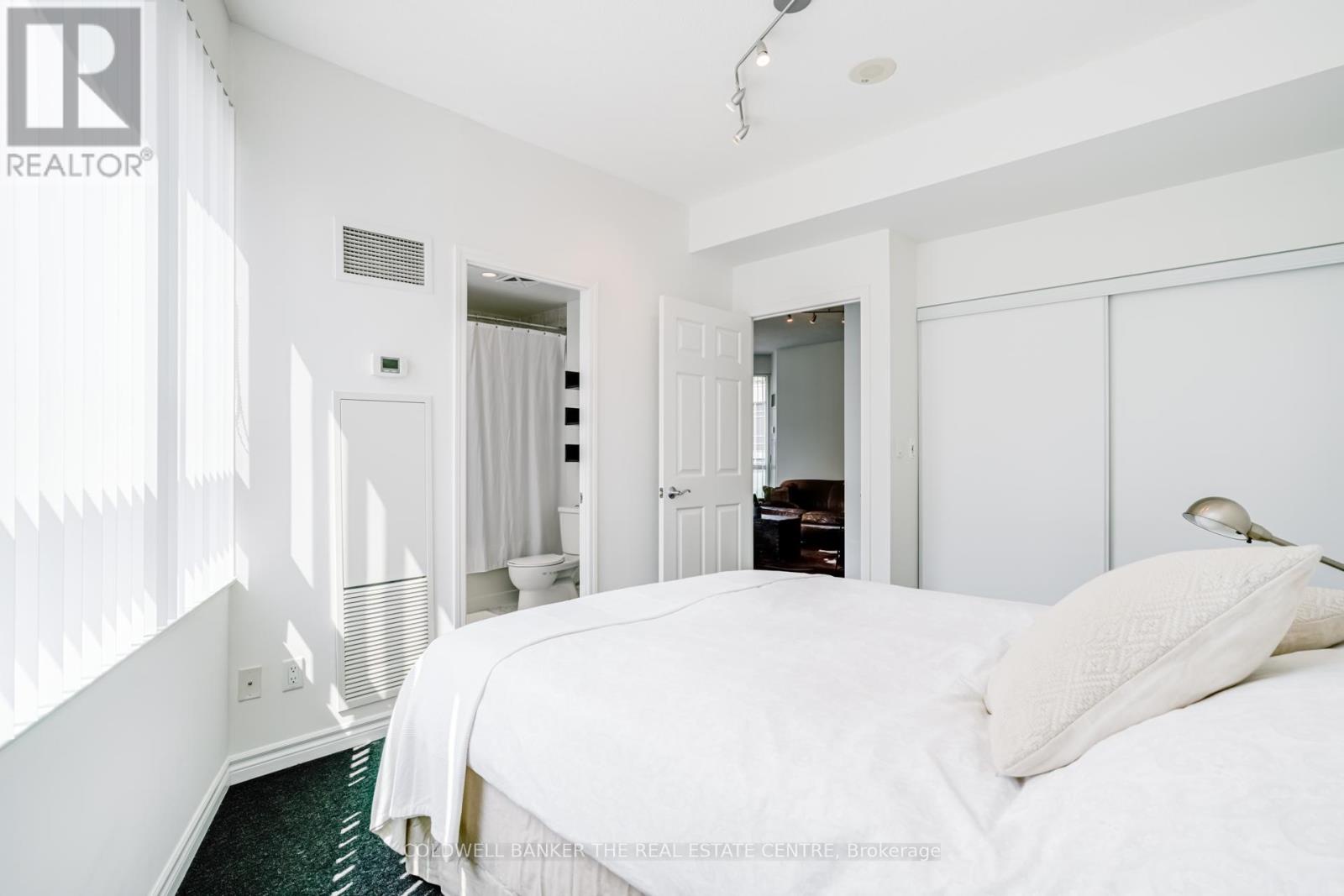 310 - 18 Holmes Avenue, Toronto (willowdale East), Ontario