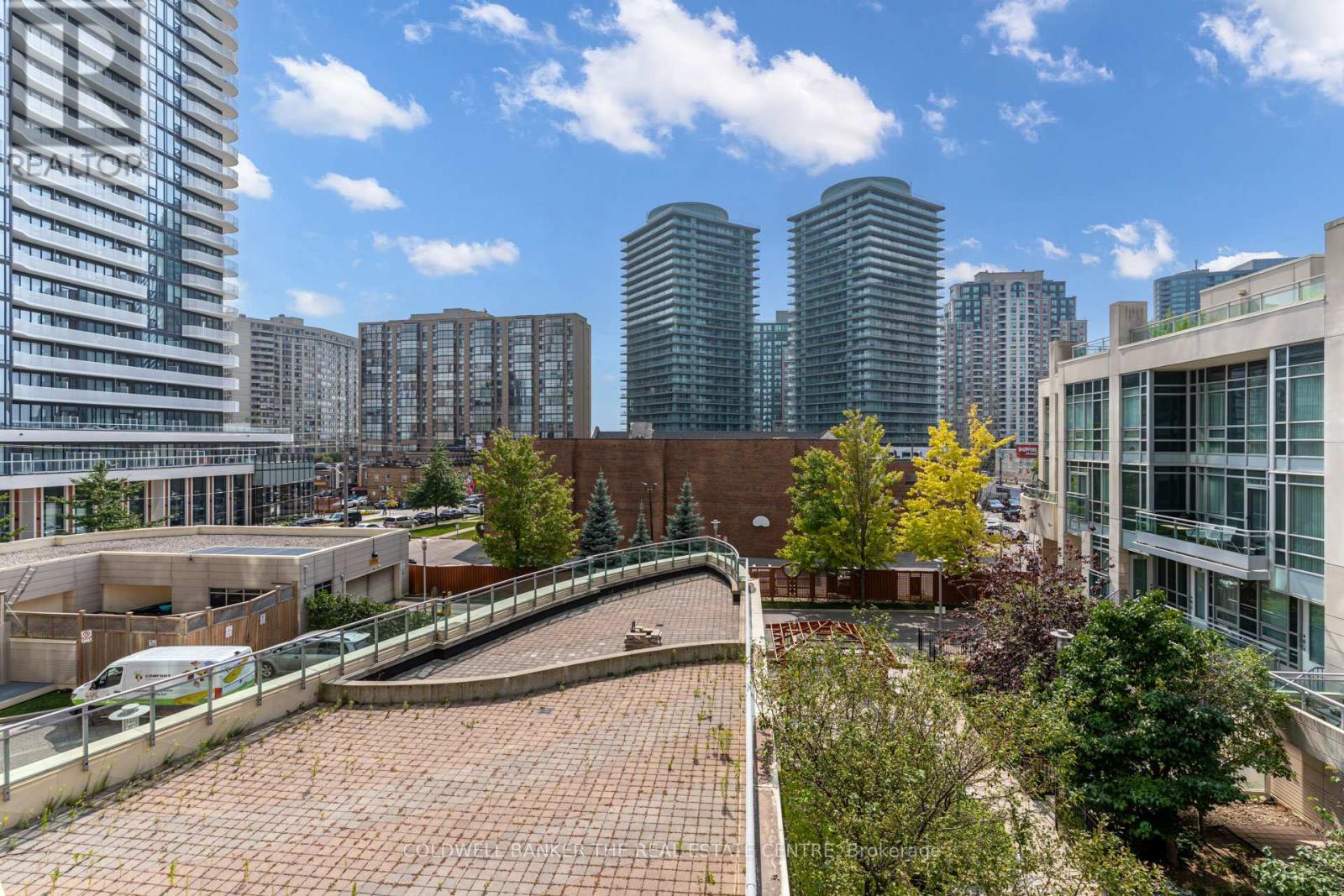 310 - 18 Holmes Avenue, Toronto (willowdale East), Ontario