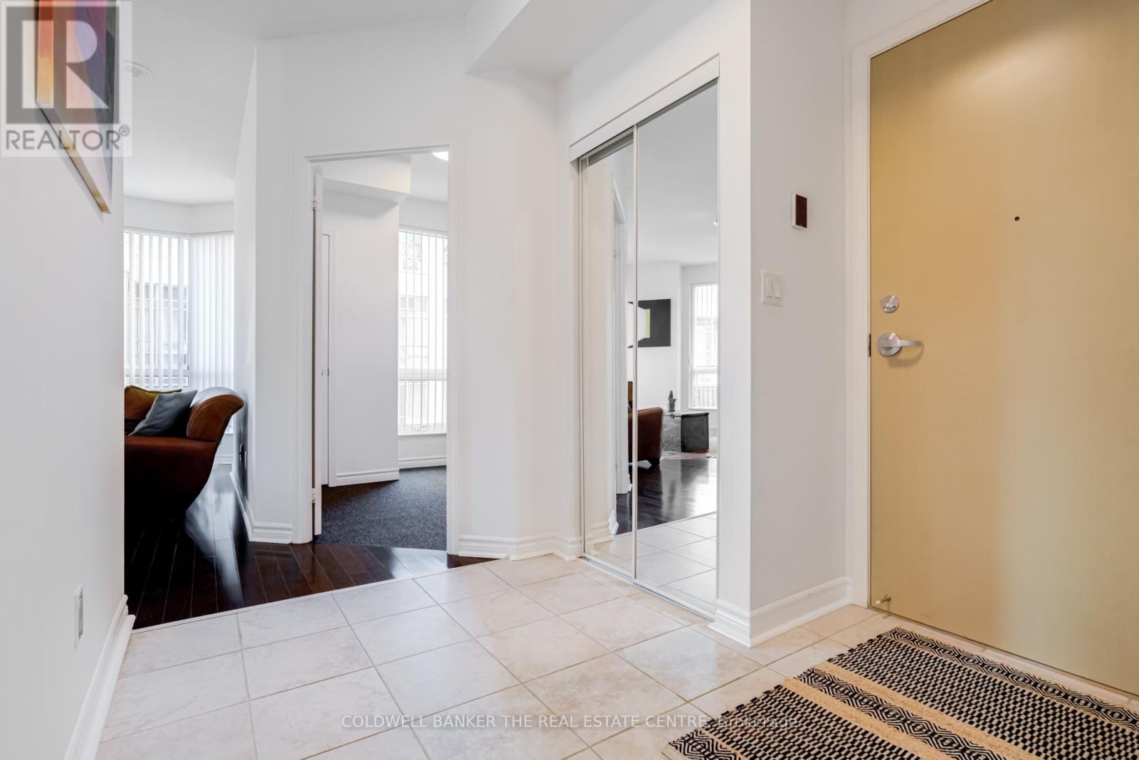 310 - 18 Holmes Avenue, Toronto (willowdale East), Ontario