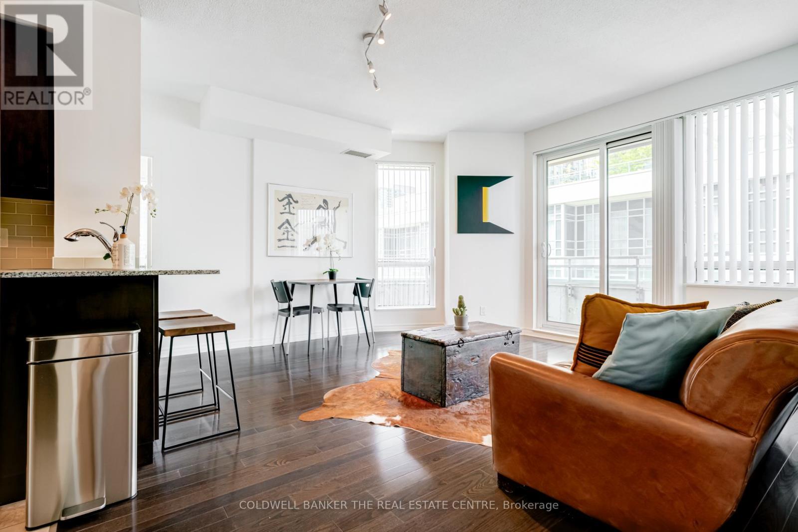 310 - 18 Holmes Avenue, Toronto (willowdale East), Ontario