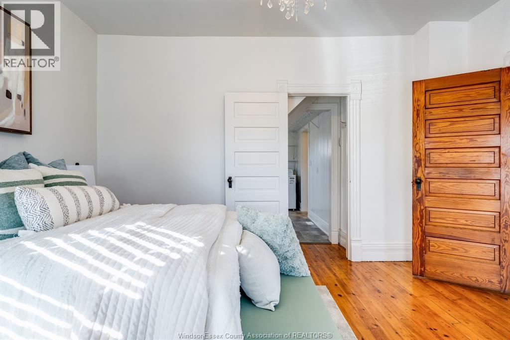 20 Division Street South, Kingsville, Ontario