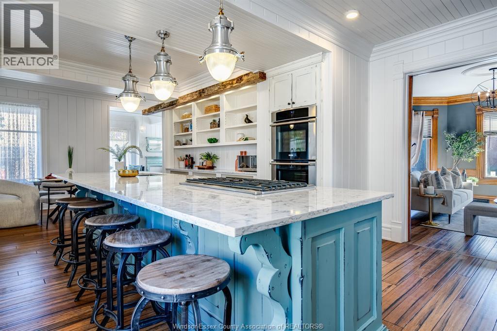 20 Division Street South, Kingsville, Ontario