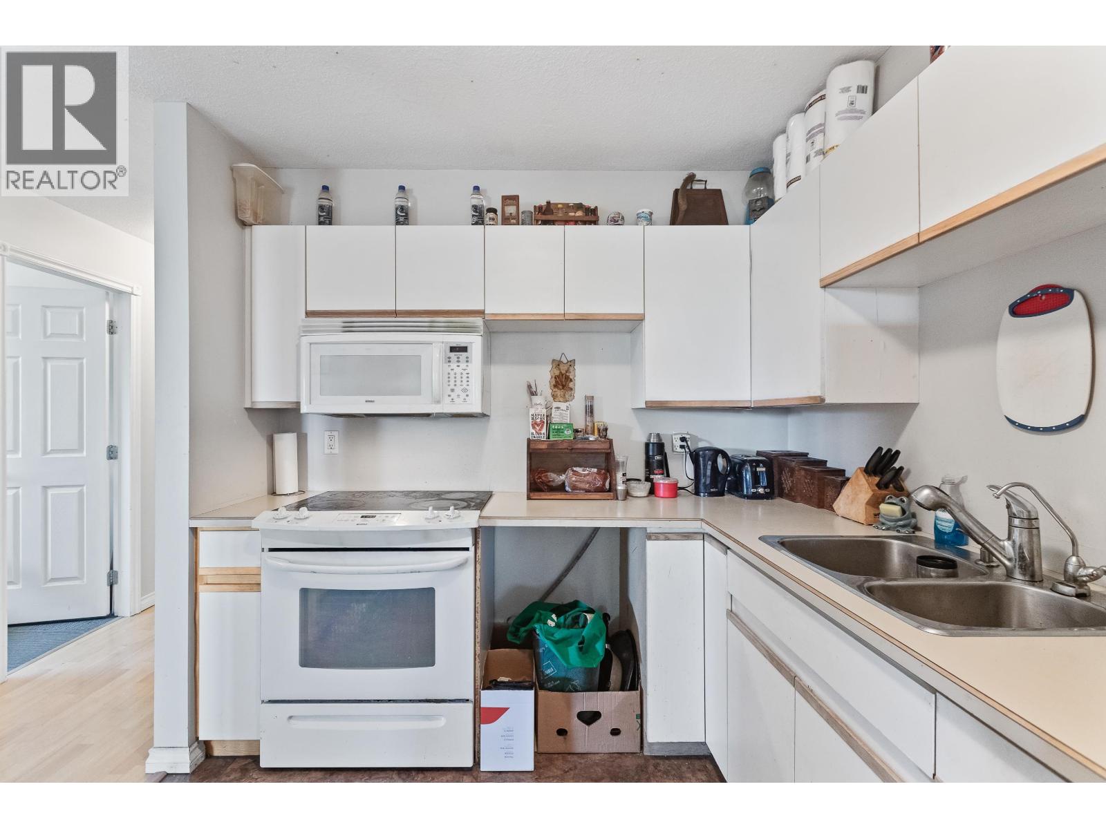 401 20561 113 Avenue, Maple Ridge, British Columbia