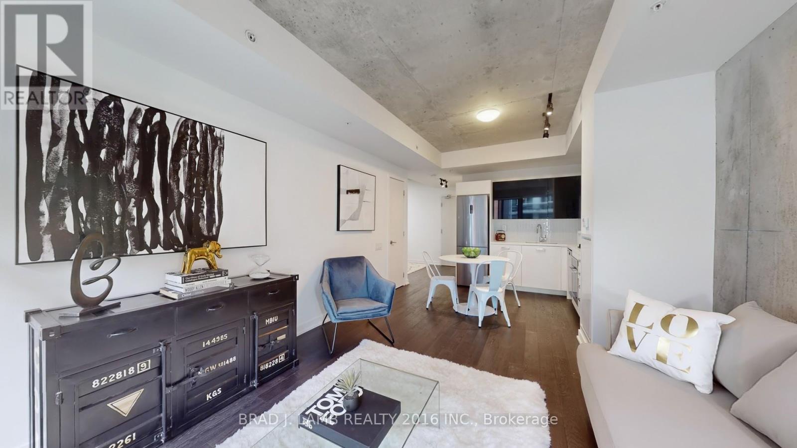 518 - 39 Brant Street W, Toronto (niagara), Ontario