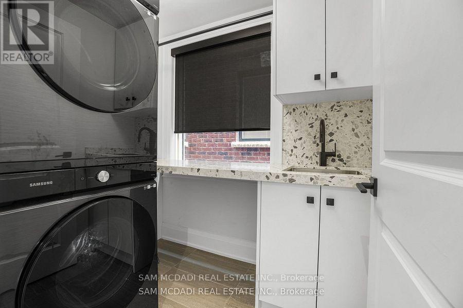 24 - 10 Lunar Crescent, Mississauga (streetsville), Ontario