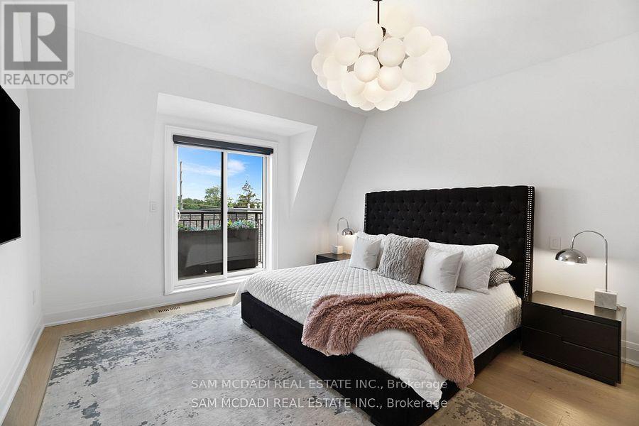 24 - 10 Lunar Crescent, Mississauga (streetsville), Ontario