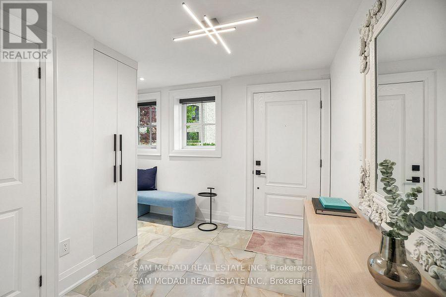 24 - 10 Lunar Crescent, Mississauga (streetsville), Ontario