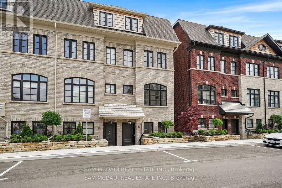 24 - 10 Lunar Crescent, Mississauga (streetsville), Ontario