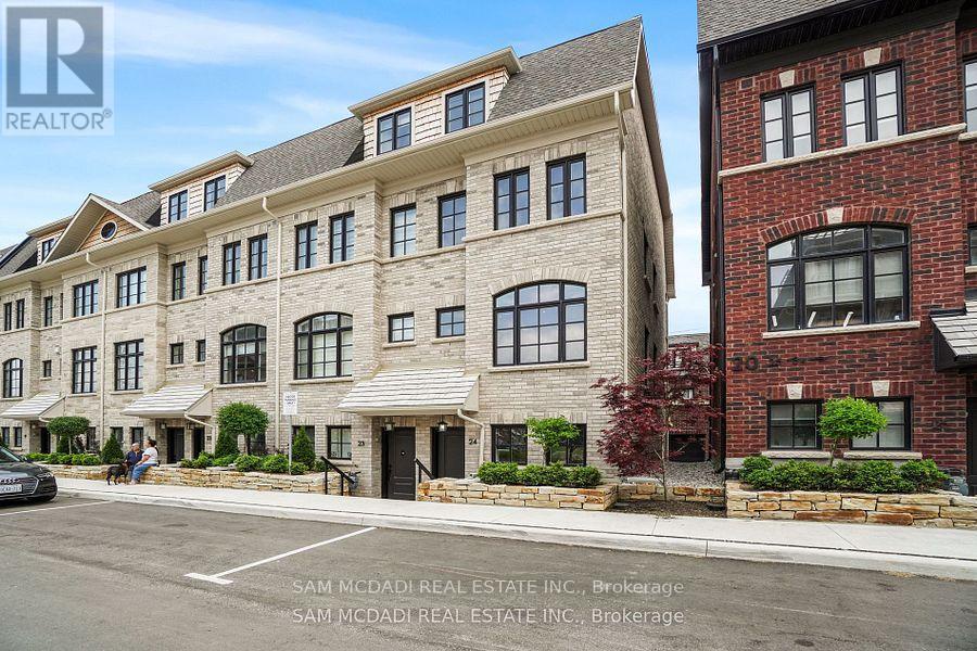 24 - 10 Lunar Crescent, Mississauga (streetsville), Ontario