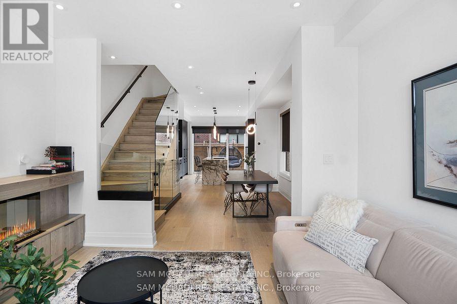 24 - 10 Lunar Crescent, Mississauga (streetsville), Ontario