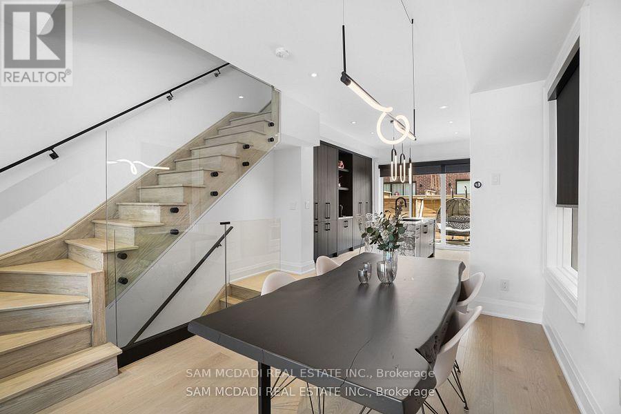 24 - 10 Lunar Crescent, Mississauga (streetsville), Ontario