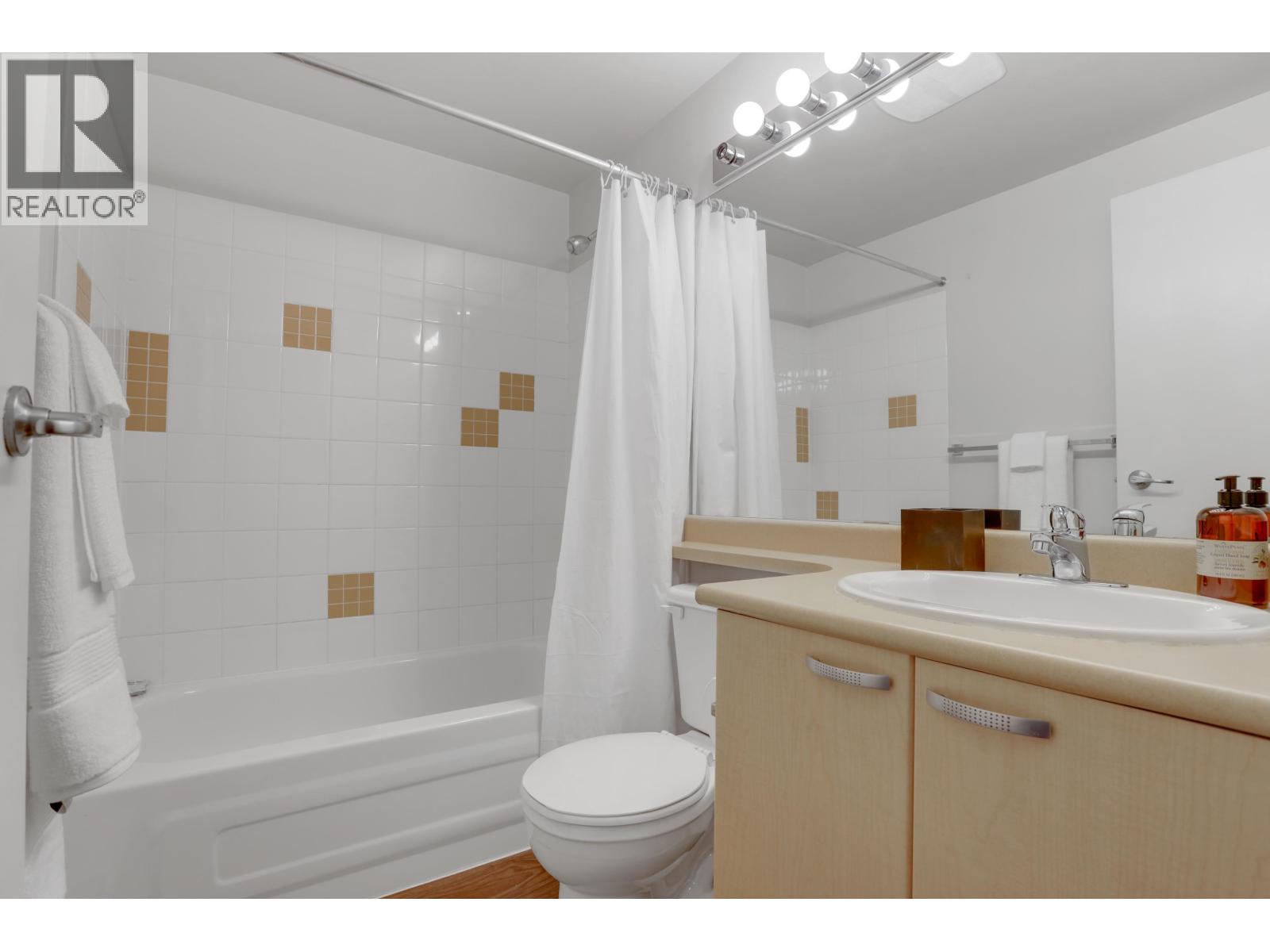 209 1249 Granville Street, Vancouver, British Columbia