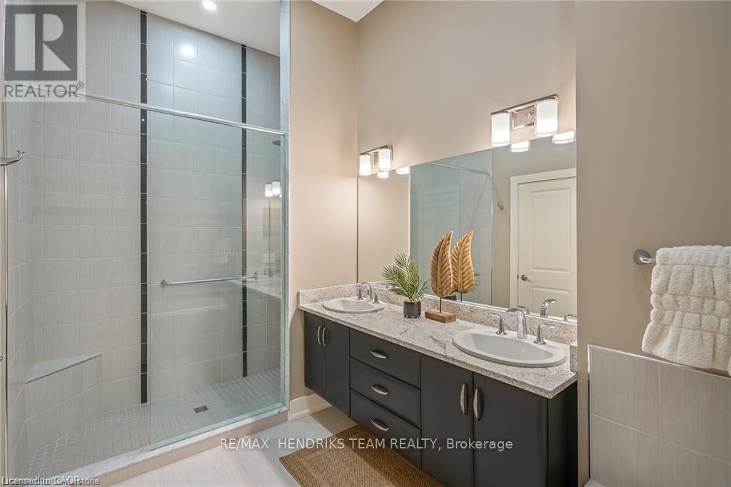 20 - 19 Lake Street, Grimsby (grimsby Beach), Ontario