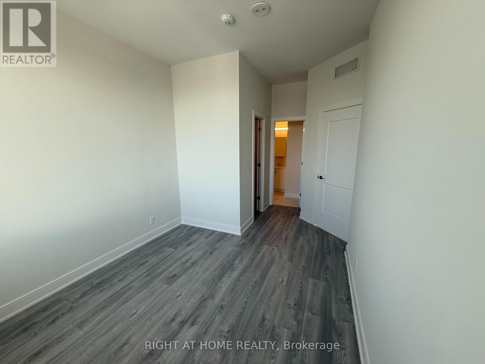 Ph03 - 15 Ellerslie Avenue, Toronto (willowdale West), Ontario