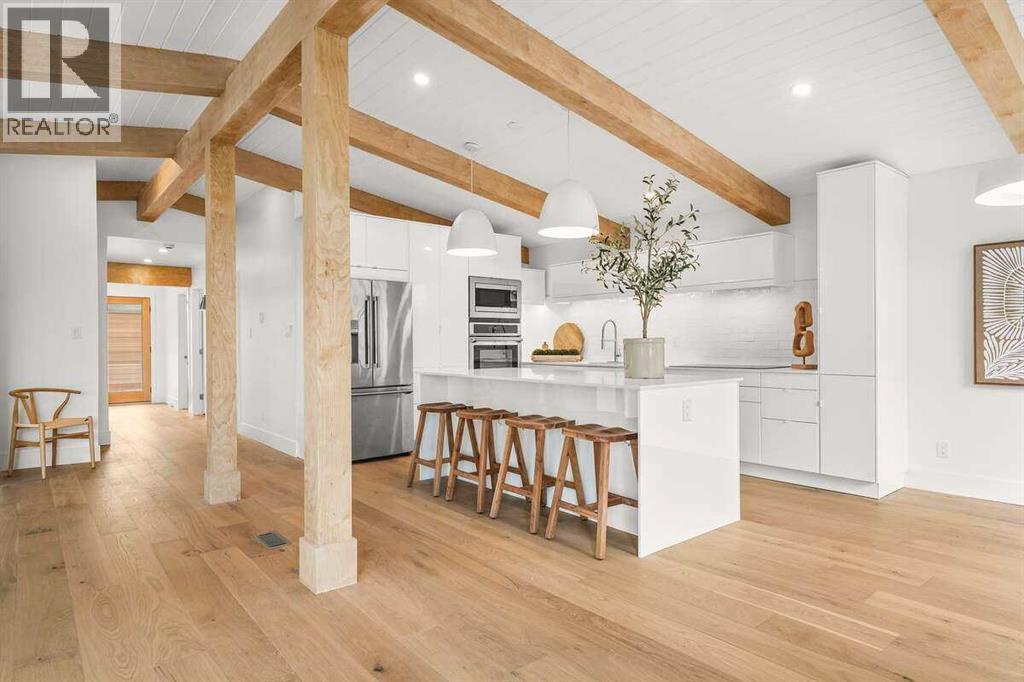 2724 Crawford Road Nw, Calgary, Alberta