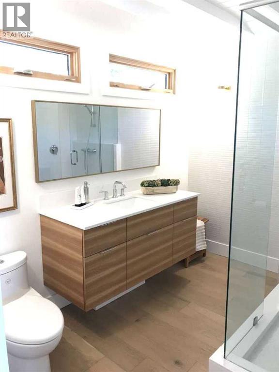 2724 Crawford Road Nw, Calgary, Alberta