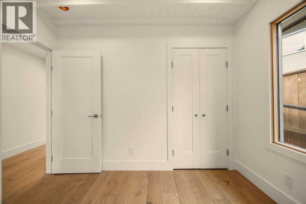 2724 Crawford Road Nw, Calgary, Alberta