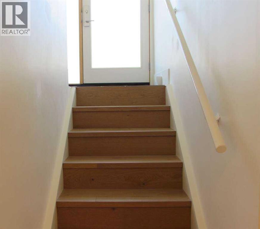 2724 Crawford Road Nw, Calgary, Alberta