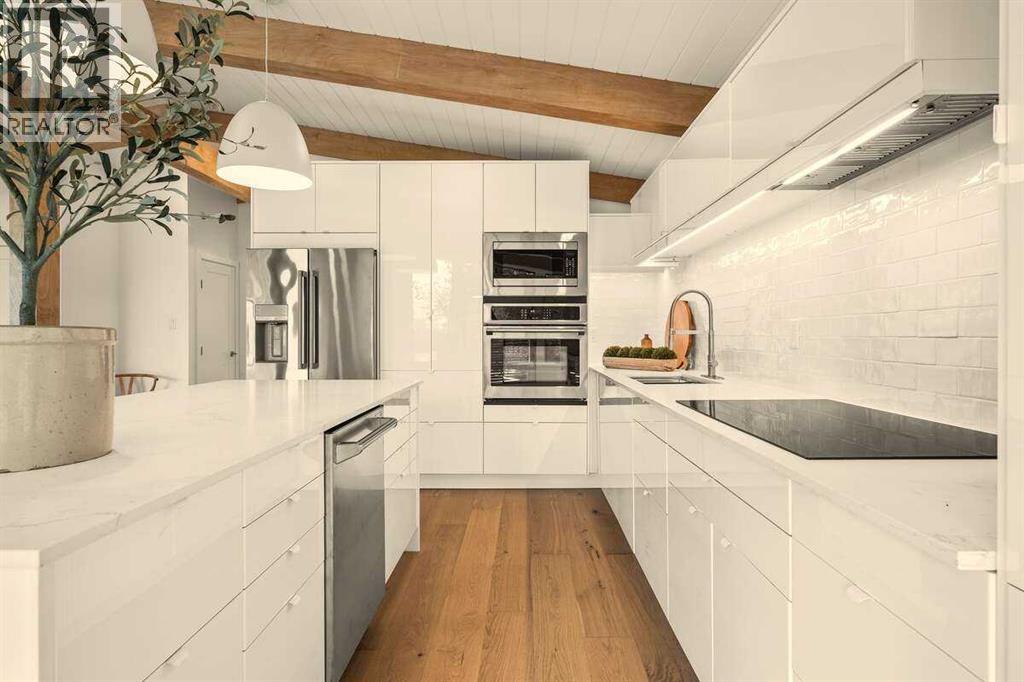 2724 Crawford Road Nw, Calgary, Alberta