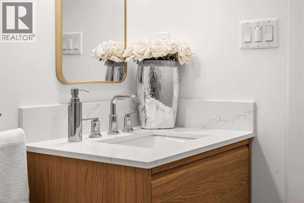 2724 Crawford Road Nw, Calgary, Alberta