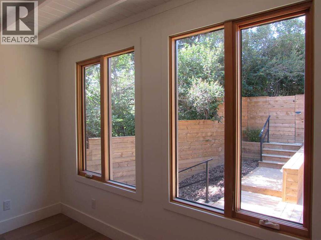 2724 Crawford Road Nw, Calgary, Alberta